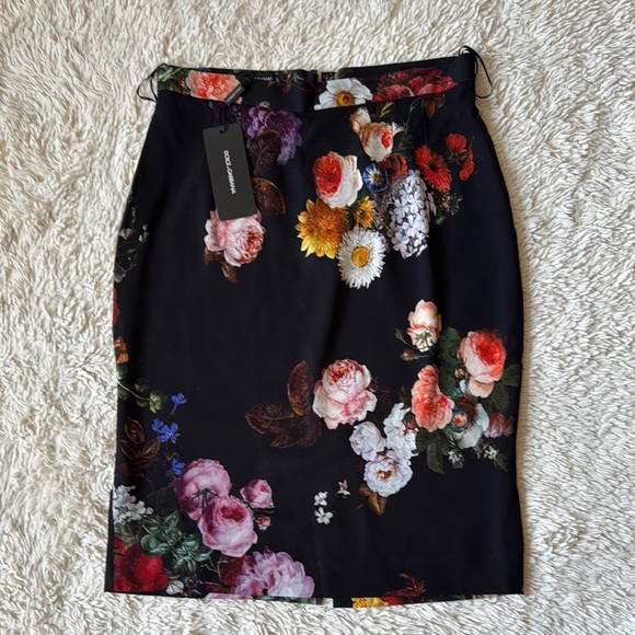 NWT Dolce & Gabbana floral print high-rise slit back pencil skirt size 44 - Picture 1 of 16